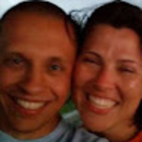 Profile Picture of Ashley and alan Stonerock (@thestonerocks4) on Poshmark