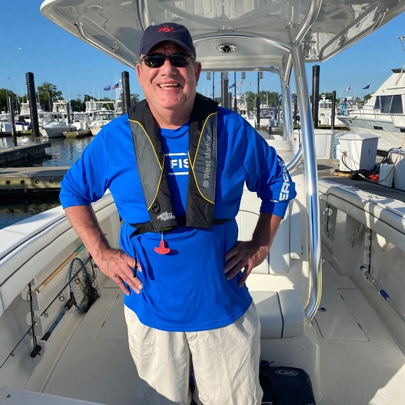 Profile Picture of James Savadelis (@arones53) on Poshmark