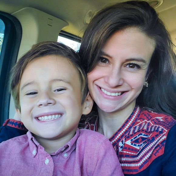 Profile Picture of Kelly Karasek (@kellyrrisso) on Poshmark