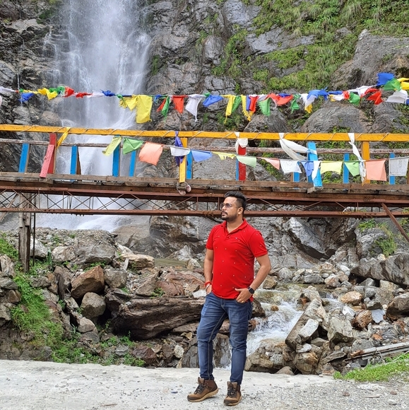 Abhishek Mitra - Poshmark Profile Picture of Abhishek Mitra (@abhishekmitra23) on Poshmark