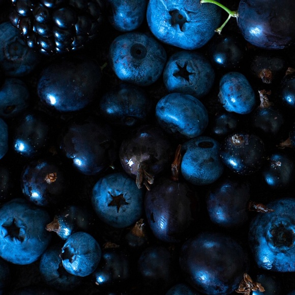 Profile Picture of Shazia Hashmi (@shaziah073) on Poshmark