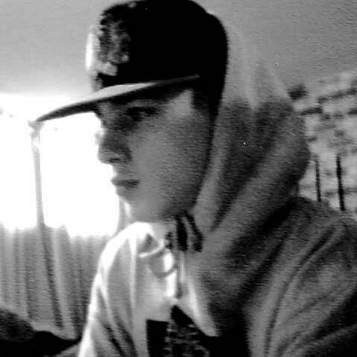 Profile Picture of Jonathan Cloutier (@24liljoe24) on Twitter