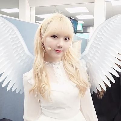 Profile Picture of Ashley (@EuniceAshley18) on Twitter