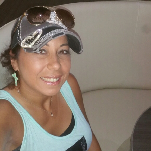 Profile Picture of Misty Harkins (@mistytx35) on Poshmark