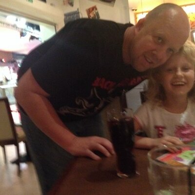 Profile Picture of David Hemsley (@davhems) on Twitter