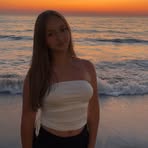 Profile Picture of Amelia Topor (@Amelia-Topor) on Facebook
