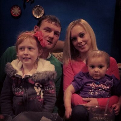 Profile Picture of Carly Christopher (@carlychris2012) on Twitter