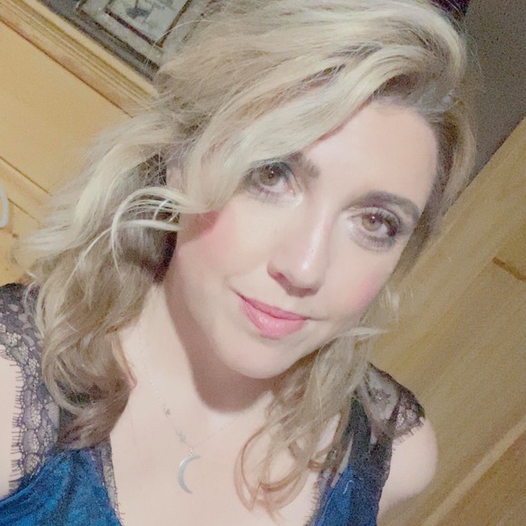 Profile Picture of Tammy Shettleton- mayer (@tmayer3177) on Poshmark
