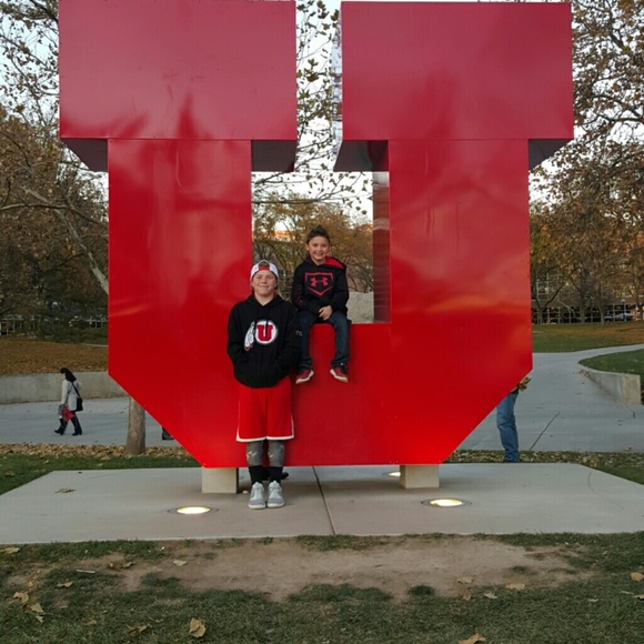 Profile Picture of Heather Hoggan (@heatherhoggan) on Poshmark