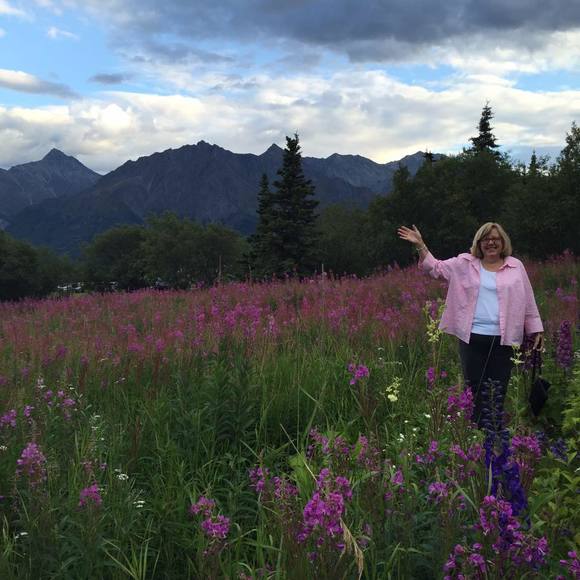 Profile Picture of Maura Reschke (@mhreschke) on Poshmark