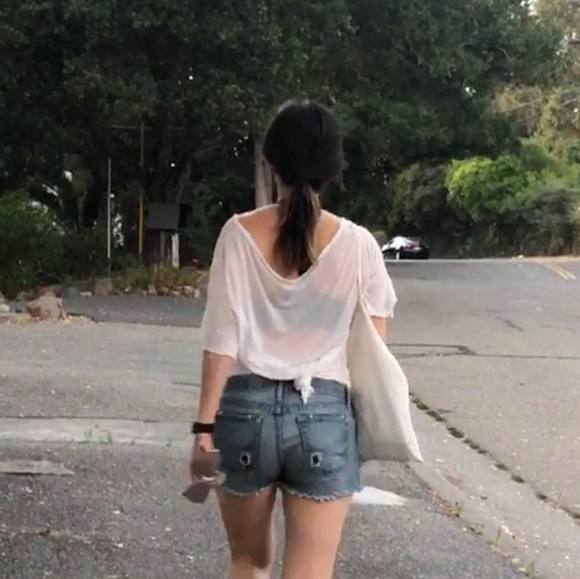 Profile Picture of Sandy Chang (@sandygum) on Poshmark