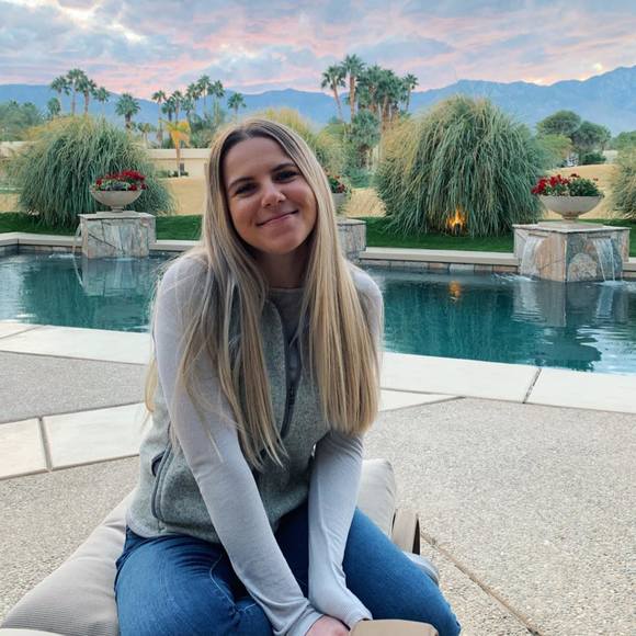 Profile Picture of Alexandra Bohrmann (@alexandraaaday) on Poshmark