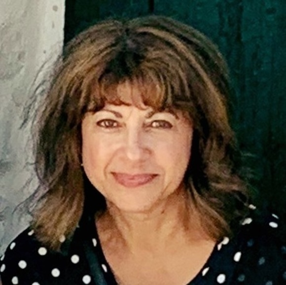 Nancy Radske - Poshmark Profile Picture of Nancy Radske (@nancyradske) on Poshmark