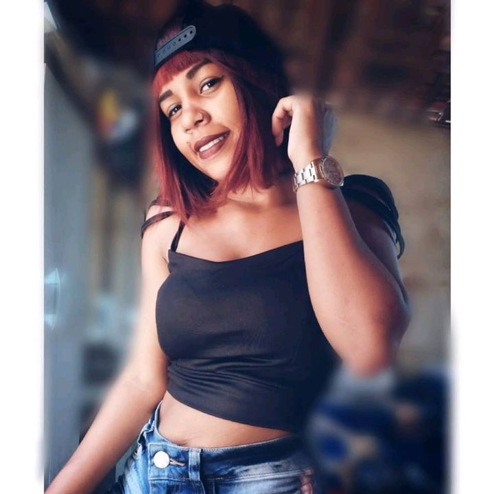 Profile Picture of Júlia C. Penha (@juliac_penha_68) on Tiktok
