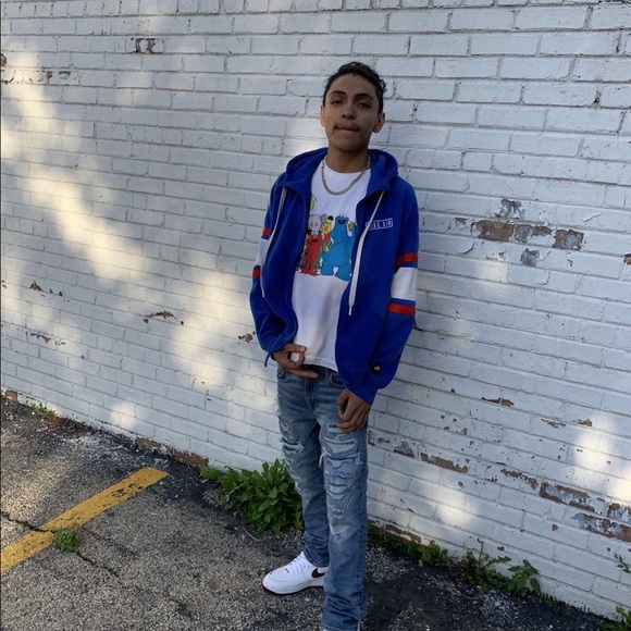 Profile Picture of Michael Mazon (@trap_mike) on Poshmark
