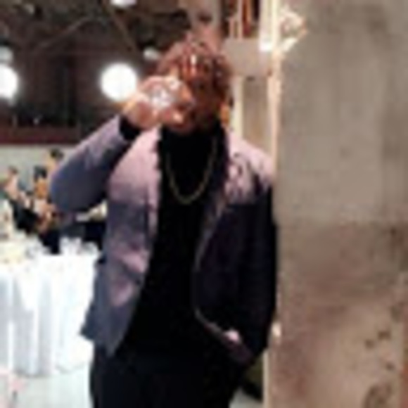 Profile Picture of Jerome Barrett (@jerome23b) on Poshmark