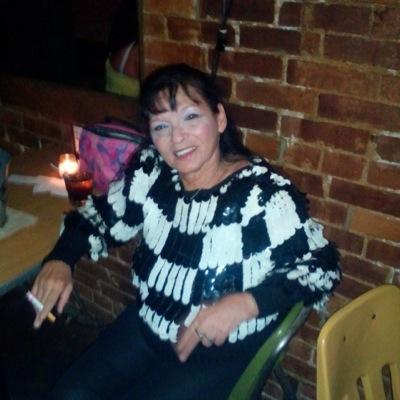 Profile Picture of Pamela Joan Ridings (@RidersWraps) on Twitter