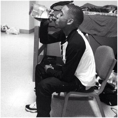 Profile Picture of Eric B. (@HueHefnerStatus) on Twitter