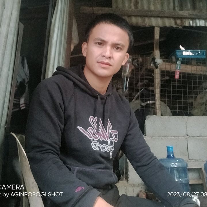 Profile Picture of alexcolas50 (@alexcolas50) on Tiktok