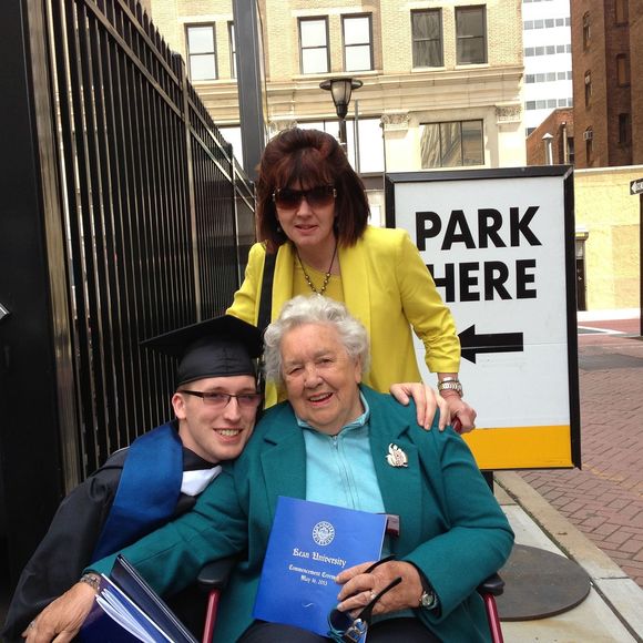 Bridget Mautone - Poshmark Profile Picture of Bridget Mautone (@bridgetmautone) on Poshmark