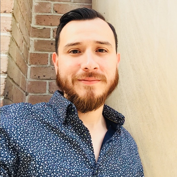 Profile Picture of Jorge Ortiz (@jorgeortiz0910) on Poshmark