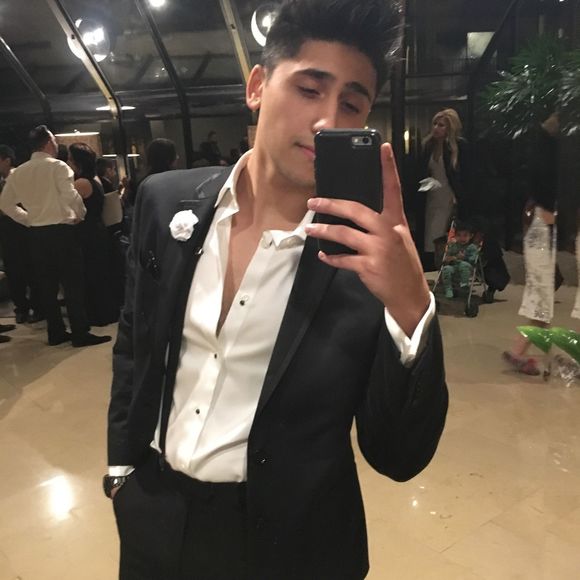 Profile Picture of Steve Stevens (@steve_stevens) on Poshmark