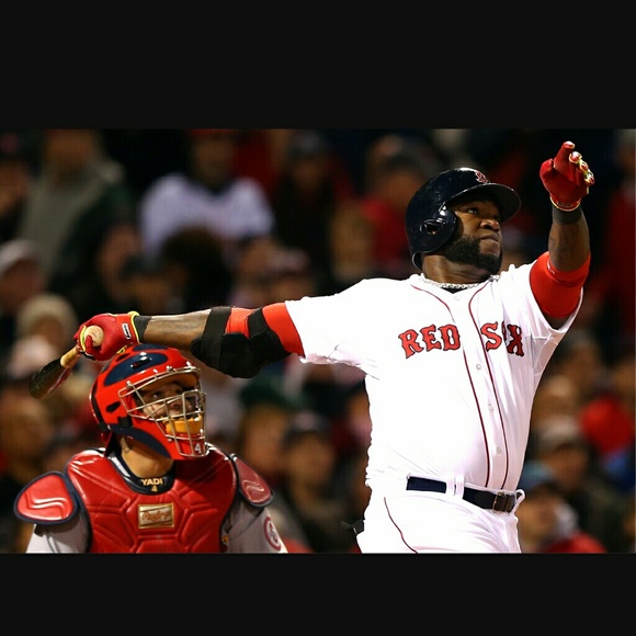 Profile Picture of Logan Bruington (@lbruington77) on Poshmark