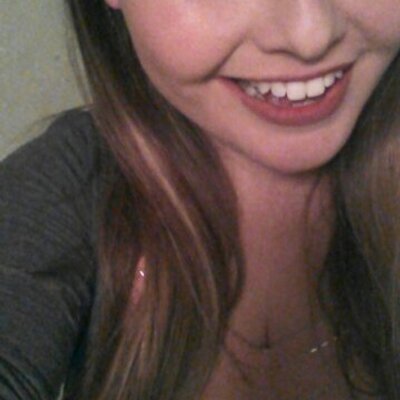 Profile Picture of Meredith Alexander (@merebearrRAWR) on Twitter