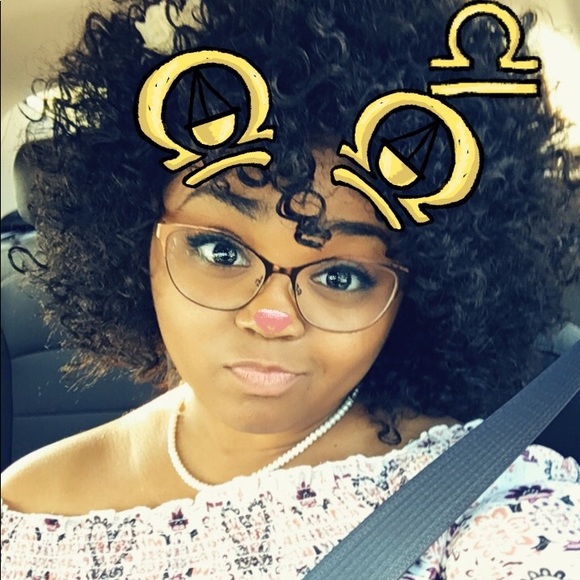 Profile Picture of Jasmine Cofield (@cofiejas) on Poshmark