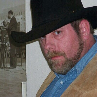 Profile Picture of Bob Cotter (@Bobcotterjr) on Twitter