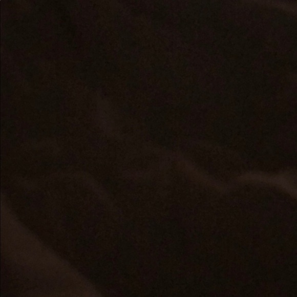 Profile Picture of Quoc Tran (@qtran214) on Poshmark