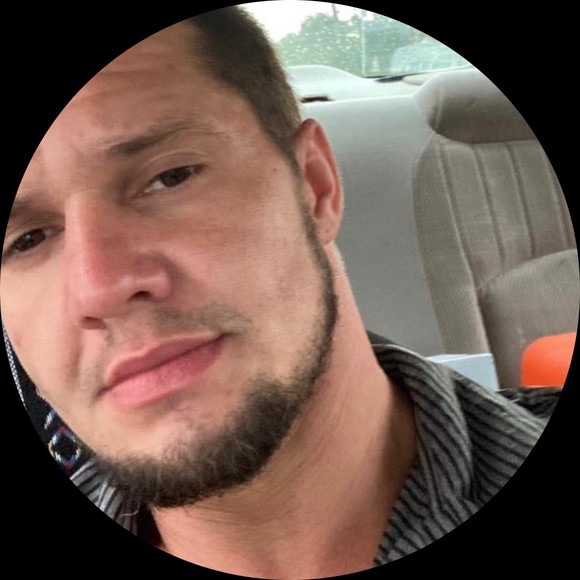 Profile Picture of Ostophet Ostophet (@ostophet) on Poshmark