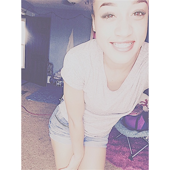 Profile Picture of Jasmine Hodge (@_princessjas_) on Poshmark