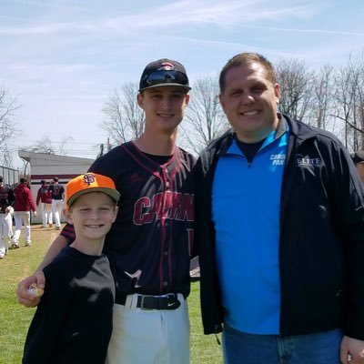 Profile Picture of Andrew Philips (@padre9725) on Twitter