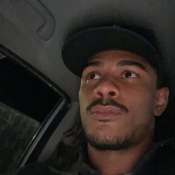 Profile Picture of Daniel Callender (@callenderdaniel) on Poshmark