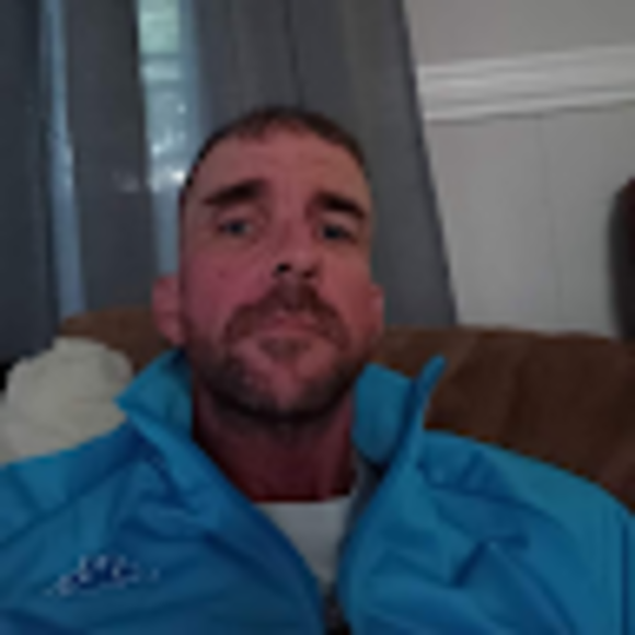 Profile Picture of Ryan Parenteau (@ryanparentea226) on Poshmark