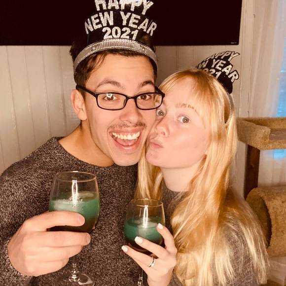 Elektra Bublik - Poshmark Profile Picture of Elektra Bublik (@elektrabublik) on Poshmark