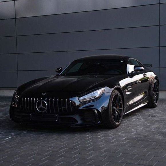 Profile Picture of Aaron Layne (@aaronlayne) on Poshmark