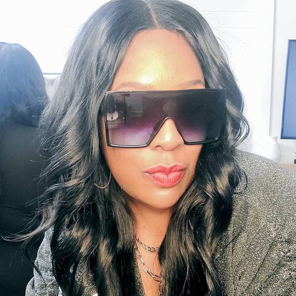 Profile Picture of Shawn Renee' (@shawnrenee) on Poshmark