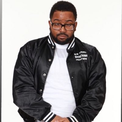 Profile Picture of EntertAinAヅ (@_AJayTheDancer) on Twitter