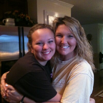 Profile Picture of Whitney Tate (@tate2_whitney) on Twitter