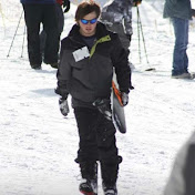 Profile Picture of Derek Flores  (@derekfloresofficial) on Youtube