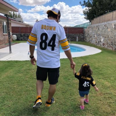 Profile Picture of Rene Arroyo (@steelers_rana) on Twitter