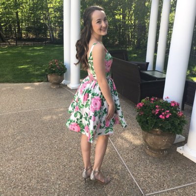 Profile Picture of Julia Dickey (@julia_dickey) on Twitter