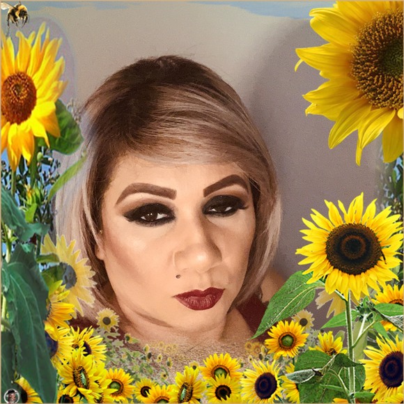 Profile Picture of Clara Gonzalez (@claragonzale82) on Poshmark