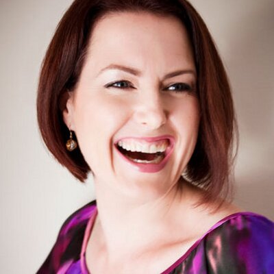 Profile Picture of Julia Dickenson (@Oradess) on Twitter