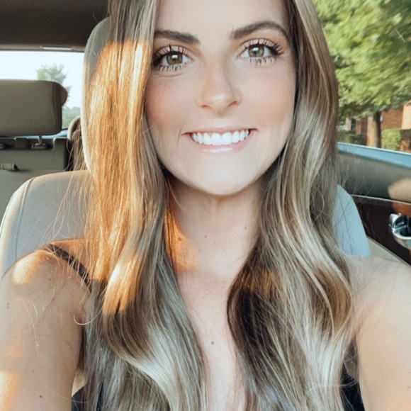 Profile Picture of Sky Chuilli (@skyallie2007) on Poshmark