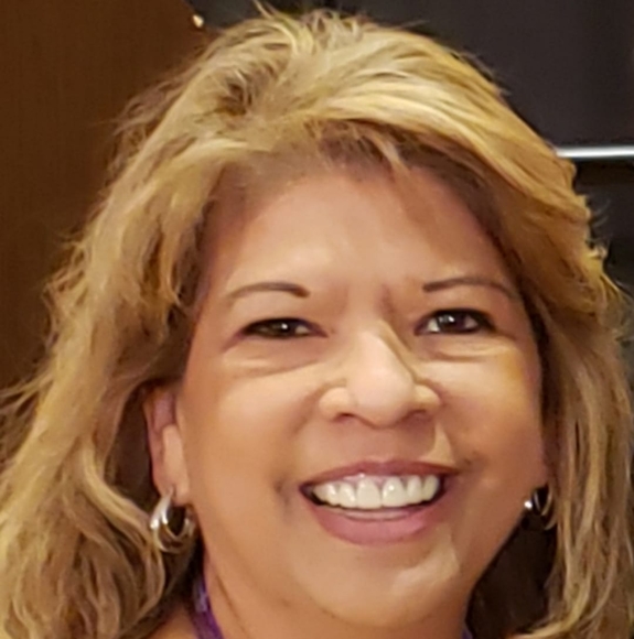Profile Picture of Rosa linda Samaniego- ramirez (@lr_48_hours) on Poshmark