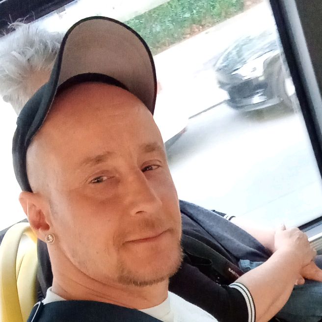 Profile Picture of Piet, (Daniel B) (@danielbeller1) on Tiktok