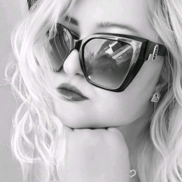 Profile Picture of Julia (@juliya_kull) on Tiktok